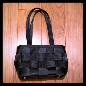 Harvey’s small black tote